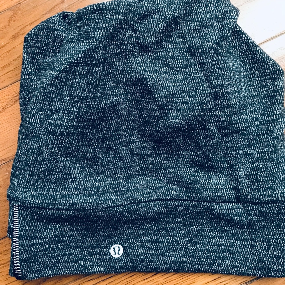 lululemon rulu run hat/ ear-warner / headband